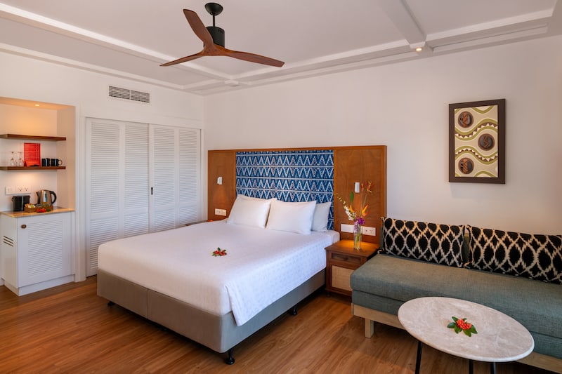 Resort-View-Room-King-Bed